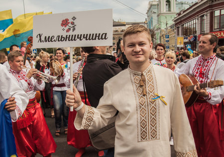 KIEV, UKRAINE - AUGUST 24: Ukraine Independence Day. A delegation from the Khmelnitsk region in national traditional costume  regions, Ukraine on August 24, 2014.のeditorial素材