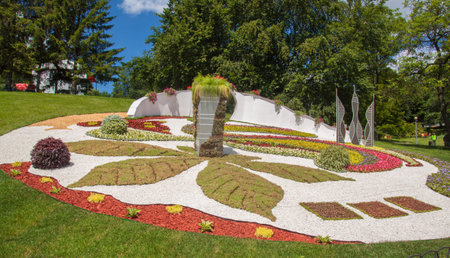 KIEV, Ukraine-12 June 2016: June 10 to June 3, 2016 on "Spevoche pole" in Kiev will host an exhibition of flowers "City of the Future" which used 300 000 flower in Kiev, Ukraine.のeditorial素材