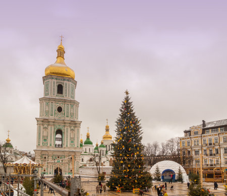 KYIV, UKRAINE - DECEMBER 20, 2016: Main Kyiv's New Year tree on Sophia Square and Saint Sophia Cathedral on the background, in Kyiv, Ukraine.のeditorial素材