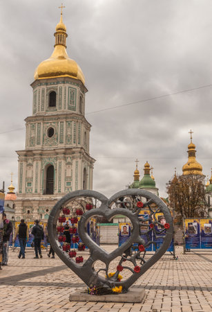 KYIV, UKRAINE - OCT 30, 2022: Installation-lamps "Steel Heart of Azov" and street exhibition "Regiment of Azov - Angels of Mariupol" on Sophia Square in Kyiv, Ukraineのeditorial素材