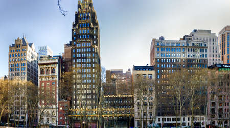 Skyscrapers rising over Bryant Park, New Yorkのeditorial素材