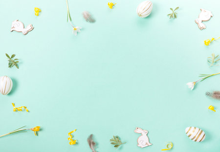 Festive Easter border, frame from easter eggs and spring flower crocus on blue background.
Stylish easter flat lay blue, great design for any purposes.の写真素材