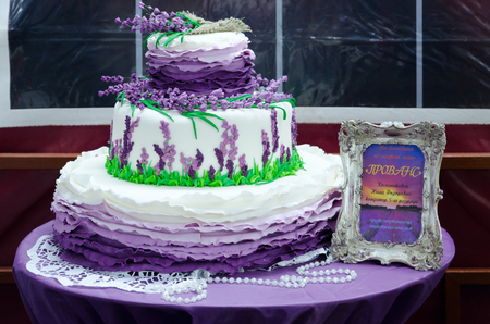 SENNO, BELARUS - OCTOBER 8, 2016: Art composition from sugar paste "Provence" at festival-fair of rural toilers "Dozhinki-2016", Senno, Belarusのeditorial素材