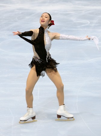 PARIS - OCTOBER 16: Yukari NAKANO of Japan performs at ladies short skating event of the ISU Grand Prix Eric Bompard Trophy October 16, 2009 at Palais-Omnisports de Bercy, Paris, France.のeditorial素材