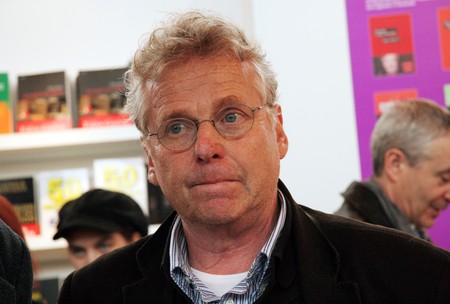 PARIS - MARCH 14: EU Green leader Daniel Cohn-Bendit (France) at the International Book Fair - Salon du Livre 2009 on March 14, 2009 in Paris, Franceのeditorial素材