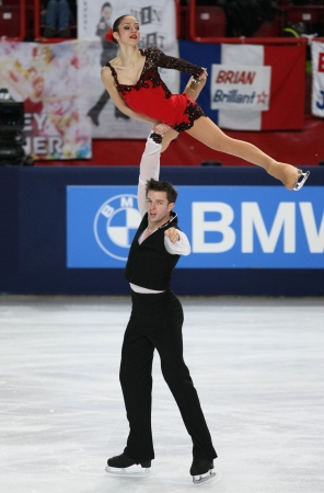 PARIS - NOVEMBER 17: Stefania BERTON / Ondrej HOTAREKof Italy perform during pairs free skating event at Eric Bompard Trophy on November 17, 2012 at Palais-Omnisports de Bercy, Paris, France.のeditorial素材