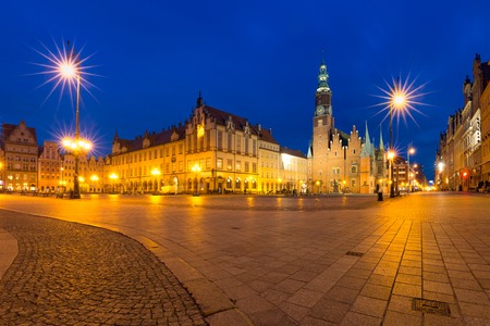 Gothic town hall and colorful houses on Market Square during morning blue hour in the Old Town of Wroclaw, Polandの写真素材