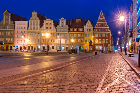 Colorful tenements on Market Square during morning blue hour in the Old Town of Wroclaw, Polandの写真素材