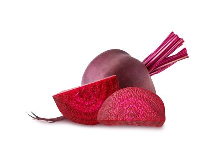 Beet root slices. Whole ripe raw beetroot and slices isolated on white backgroundの写真素材