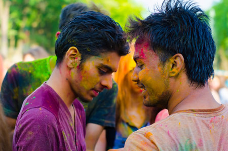 KHARKIV, UKRAINE- June 22: Holi celebrations on June 22, 2015 in Kharkiv, Ukraine. Celebrating the Indian festival of colors and spring Holi in Gorky Parkのeditorial素材