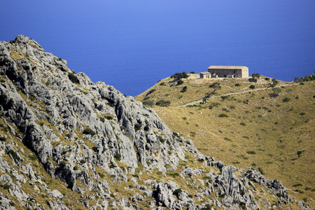 Lonely house on the Serra de Tramuntana on Mallorca, Spainの写真素材