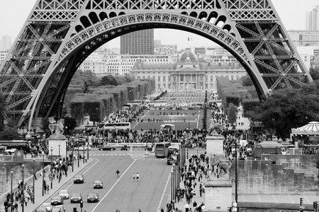 Under the Eiffel Tower, Parisの写真素材