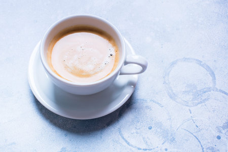 White Cup Fresh Coffee Unhealthy Food Top View Blue Backgroundの写真素材