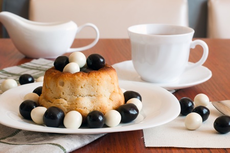 Cake with black and white chocolateの写真素材