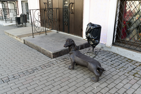 VLADIMIR, RUSSIA -05.11.2015. Sculpture dog breed dachshund on a Bolshaya Moskovskaya Street - Historic downtownのeditorial素材