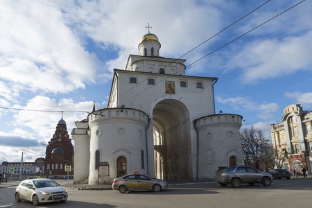 VLADIMIR, RUSSIA -05.11.2015. The Golden Gate built in the 12th century. Golden Ring Travel.のeditorial素材