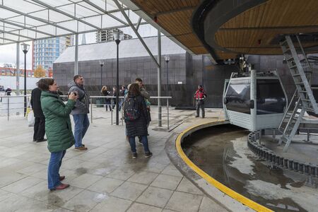 Nizhny Novgorod, RUSSIA - November 04.2015. The cable car across the river Volga is the longest in the countryのeditorial素材