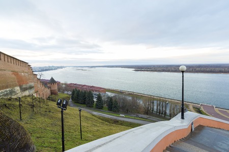 Nizhny Novgorod, Russia - November 11, 2015. View of the Volga river from a viewing platform near the stairs Chkalovのeditorial素材