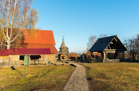 Suzdal, Russia - November 06, 2015.    Museum  of Wooden Architecture in the golden tourist ringのeditorial素材