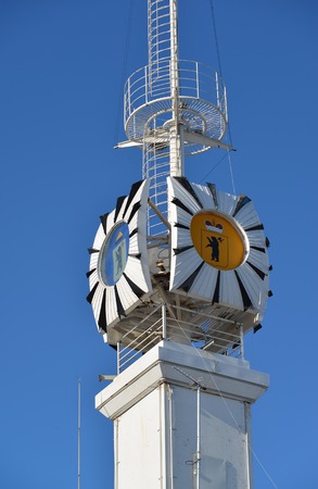 Russia, Yaroslavl-March 29.2016.  Lighthouse with the emblem of the city at the river stationのeditorial素材