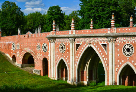 Moscow, Russia - June 08. 2016. The stone bridge in the estate of Tsaritsyno Museumのeditorial素材