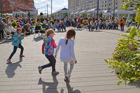 Moscow, Russia - may 06.2017. People listen to music at a festival acappella Moscow Spring on Revolution squareのeditorial素材