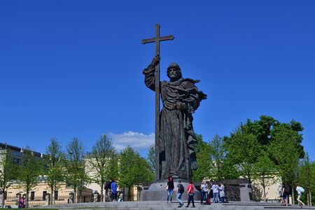 Moscow, Russia - May 12. 2018. Monument to Prince Vladimir in Borovitskaya Squareのeditorial素材