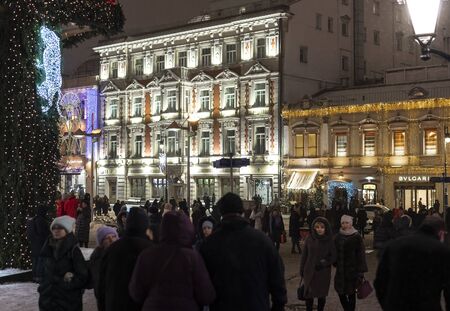 Moscow, Russia -January 2. 2019. holiday walks of Muscovites and guests during Christmas festival. Street Kuznetsky Bridgeのeditorial素材