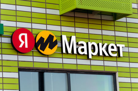 Moscow, Russia - Sept 8. 2021. Point of issue of an orders of Yandex Market online storeのeditorial素材