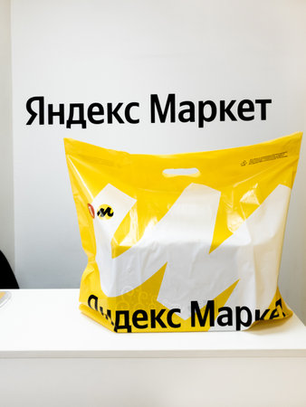 Moscow, Russia - Dec 26. 2021. The Interior of online store delivery point of Yandex Marketのeditorial素材
