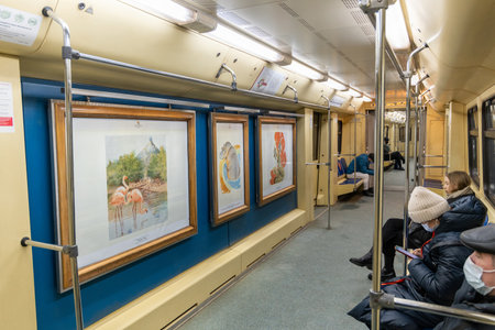 Moscow, Russia -26 Dec. 2021. Watercolor - name train with a paintings in the Moscow metroのeditorial素材