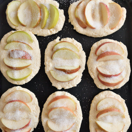 Raw curd cheesecakes with applesの写真素材