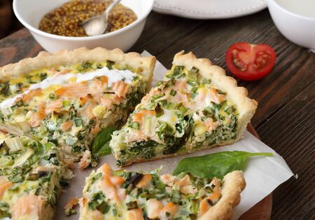 quiche with fish and spinach, food close-upの写真素材