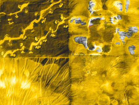 Watercolor Batik Repeat. Luxurious Gold Textile. Watercolor Batik Repeat Print. Silk Steel Aquarelle Design. Dirty Art Handmade Golden Pattern. Gold Burn の写真素材