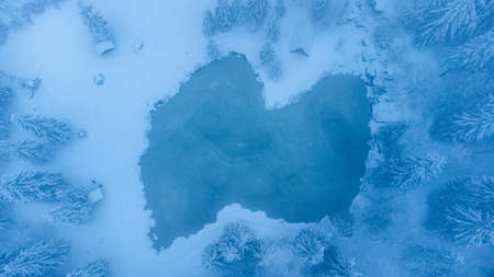 Beautiful winter hike to the mountain lake on the Rennsteig near Floh-Seligenthal - Germanyの写真素材