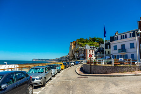 Beach walk on the beautiful alabaster coast near Yport - Normandy - Franceのeditorial素材