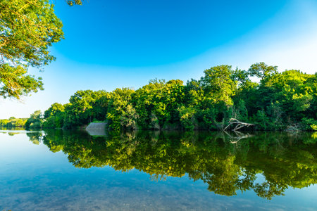 Summer discovery tour in the beautiful Seine Valley at Chenonceau Castle near Chenonceaux - Indre-et-Loire - Franceのeditorial素材