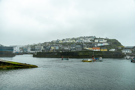 Walk in typical English rainy weather through the small fishing village of Mevagissey - Cornwall -...