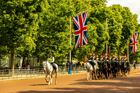 A short city stroll and exploration tour through the metropolis of London along the famous sights on the River Thames - United Kingdomの写真素材
