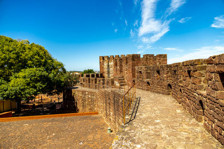 Visit to the former historical capital of the Algarve Silves on the Rio Arade with its imposing castle - Portugalの写真素材