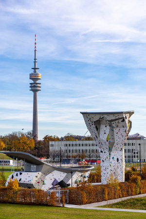 A stroll through the Bavarian capital on a sunny autumn dayの写真素材