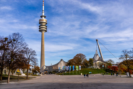 A stroll through the Bavarian capital on a sunny autumn day â Munich â Bavaria â Germanyの写真素材