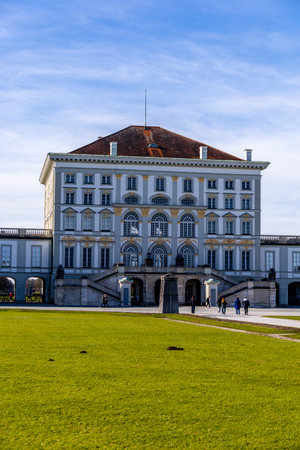 A stroll through the Bavarian capital on a sunny autumn day â Munich â Bavaria â Germanyの写真素材