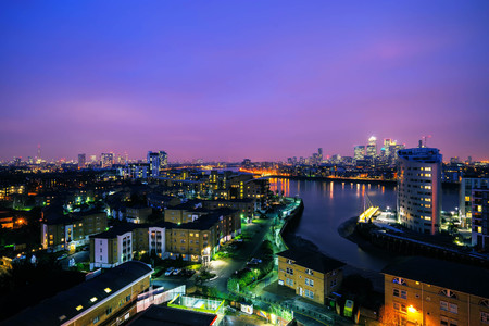 This shot of the Thames and Canary Wharf was taken a few hours before midnight on NYE 2014/15のeditorial素材