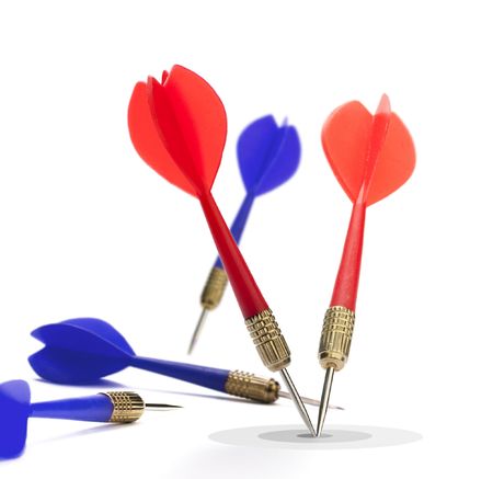 darts isolated on a white background and a targetの写真素材