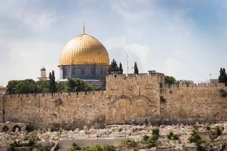 Jerusalem, Israel, El-Aqsa mosque and Golden gate on temple mountainの写真素材