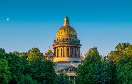 Saint Petersburg, Russia: June 13, 2020. View of St. Isaac's Cathedral at sunrise. Horizontal orientation, selective focus.のeditorial素材