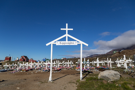 Qeqertarsuaq Cemetery, Greenlandのeditorial素材