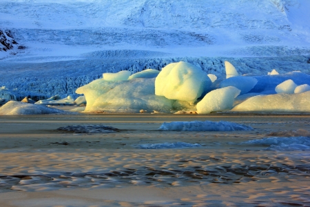 vatnajokull glacier Iceland