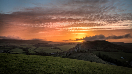Corfe Castle Sunsetの写真素材